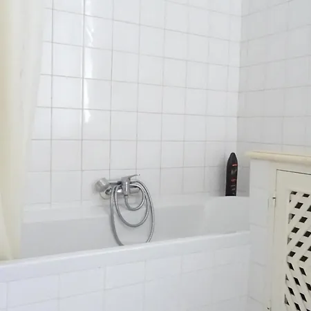 Quinta Velha Village - Apart. T1 Apartamento